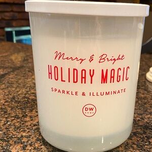 DW Home Large 25.9oz Holiday Magic Candle
